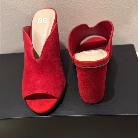 bp Red Suede Mules with Block Heel NWOT - Picture 4 of 6